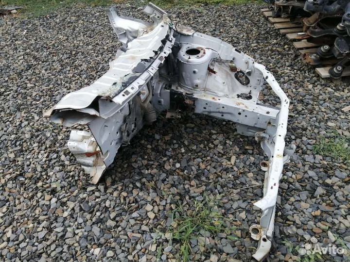 Лонжерон передний левый Mazda Premacy минивен RF