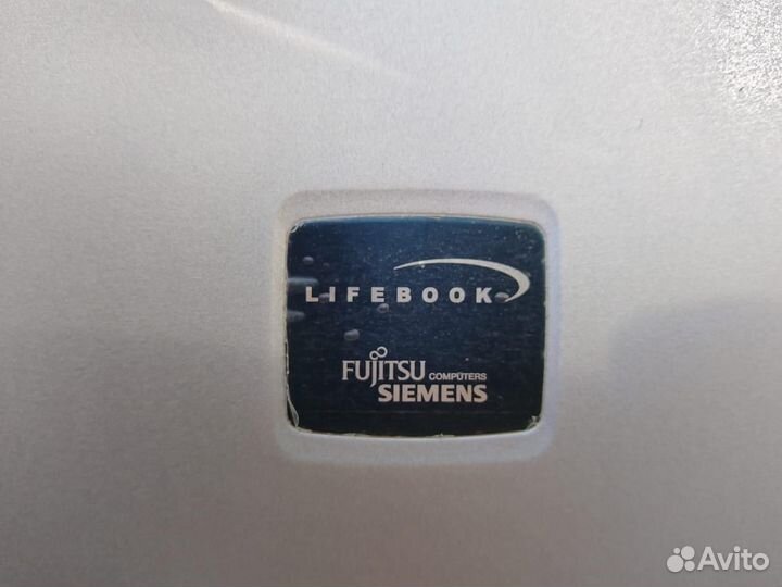 Ноутбук Fujitsu-Siemens Lifebook C1110