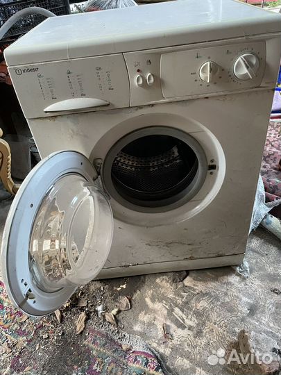 Стиральная машина indesit на запчасти