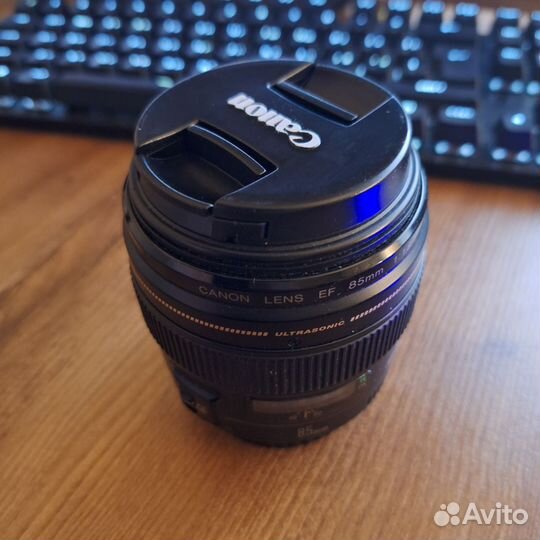 Объектив canon 85mm 1 8