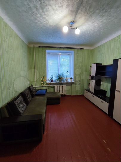 Комната 14 м² в 1-к., 2/4 эт.