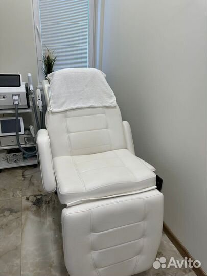 Кушетка косметологическая
