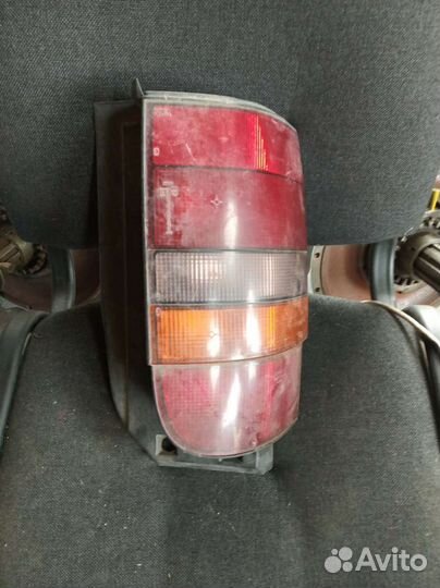 Стоп сигнал на Рено Эспейс