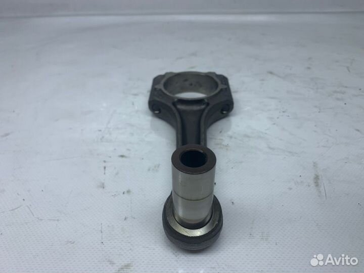 Шатун Volkswagen Tiguan 2.0 2009