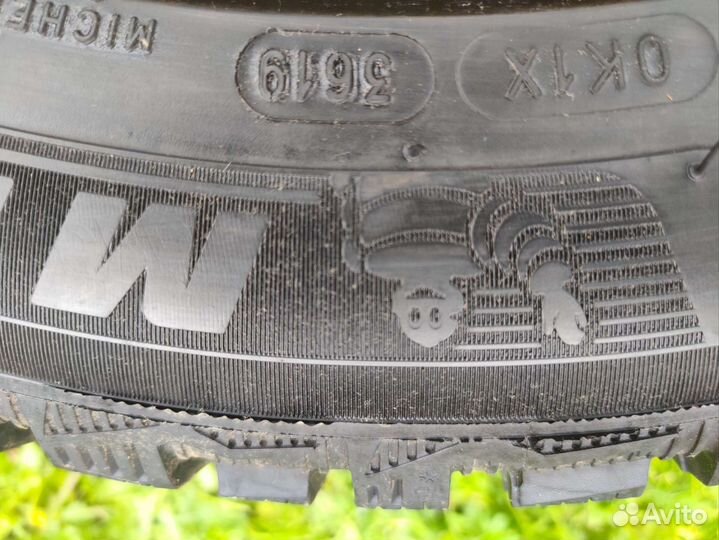 Michelin X-Ice North 4 205/55 R16 94T