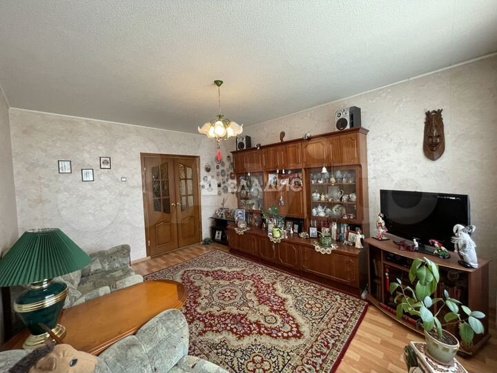 3-к. квартира, 64 м², 9/9 эт.