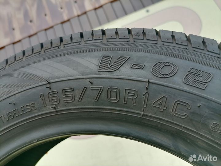 Ovation V-02 165/70 R14C