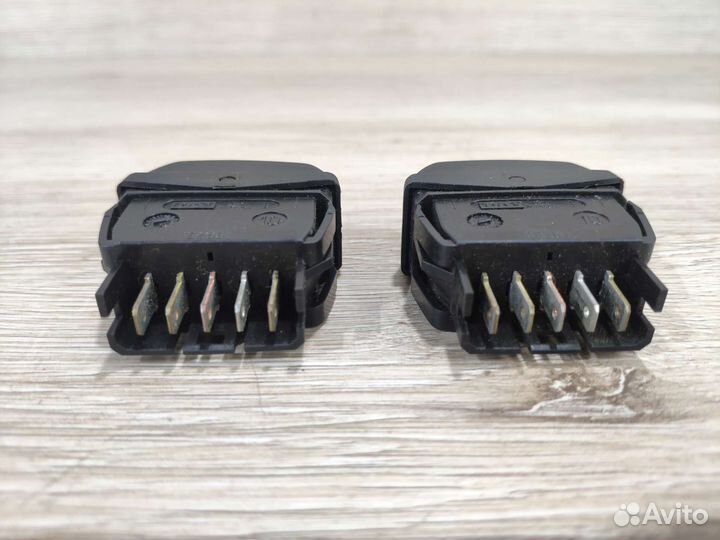 Кнопка стеклоподъемника Citroen Xsara Picasso