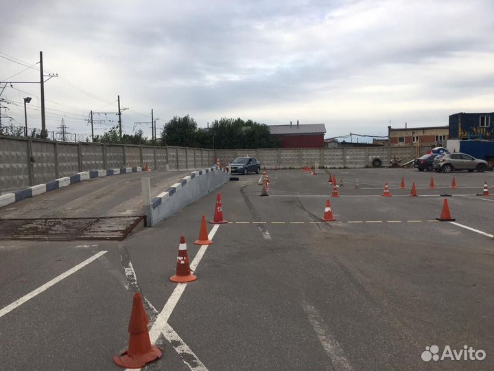 Инструктор по вождению.Автоинструктор.Площадка.Гор