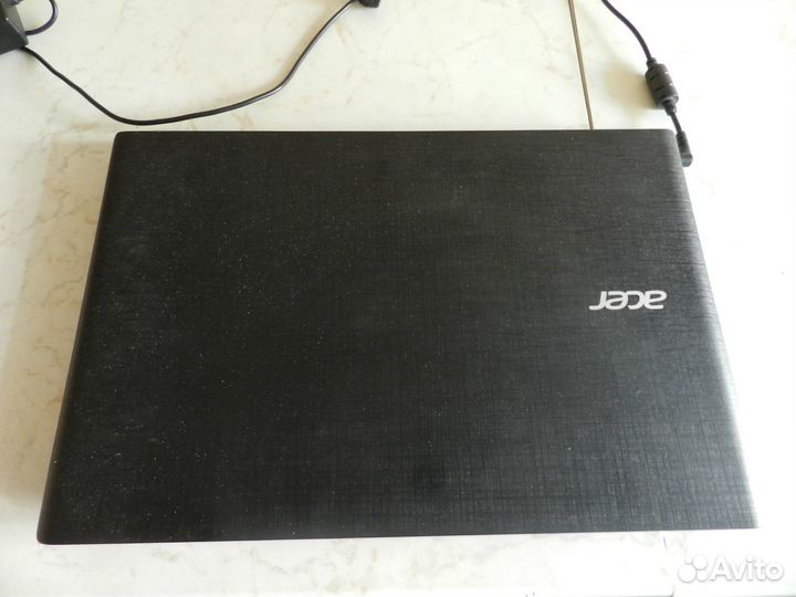 Acer Экран 17.3 проц i3 5005U/ram 4gb/ gt 920m