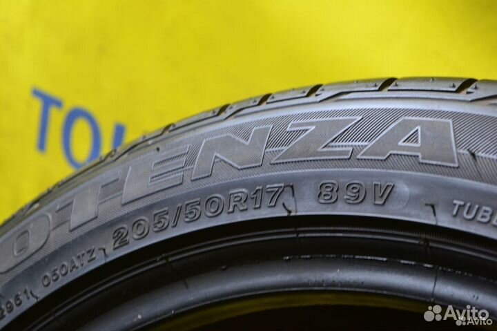 Bridgestone Potenza RE050A 205/50 R17