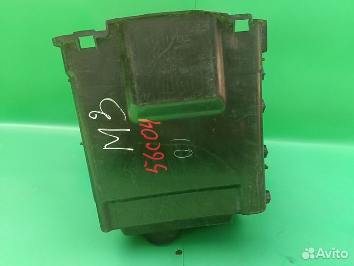 Кожух аккумулятора для Mazda 3 2003-2009