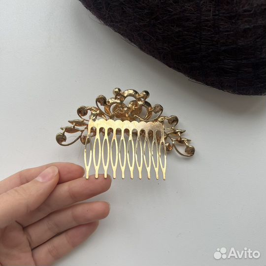 Свадебная заколка и валик накладной