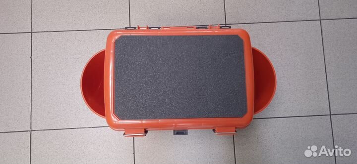 Ящик для зимней рыбалки