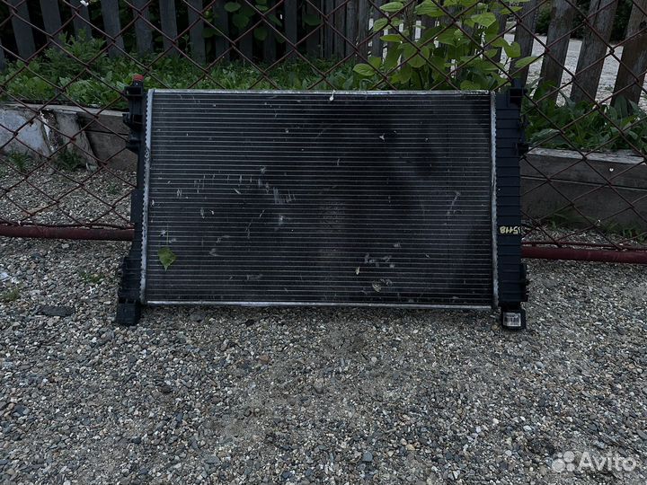 Радиатор охлаждения w 204