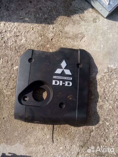 Крышка двс 2.5тд мицубиси паджеро спорт 2