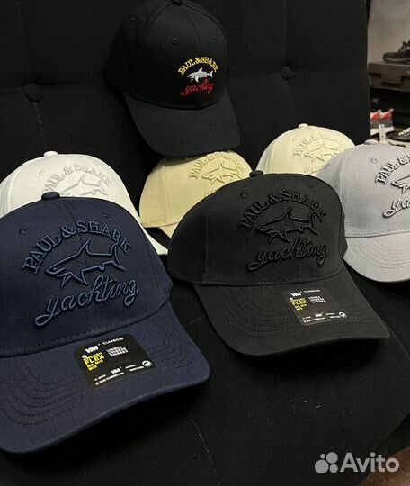 Разнообразие кепок Paul Shark для активных