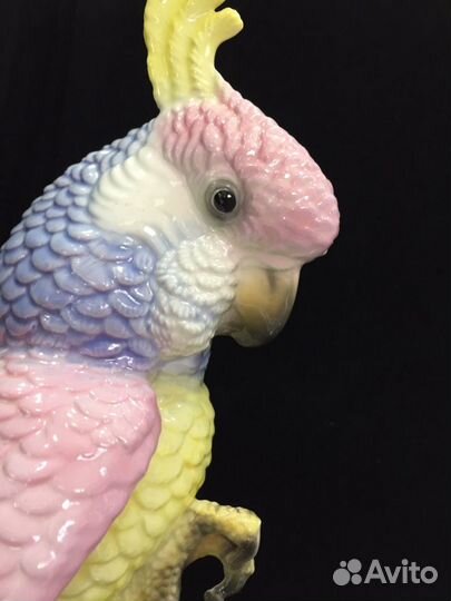 Фарфоровые статуэтки «Karl Ens» Попугай и Орел