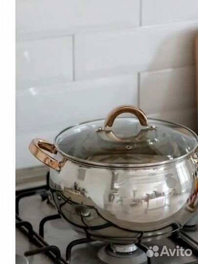 Кастрюли из нержавеющей стали с крышками