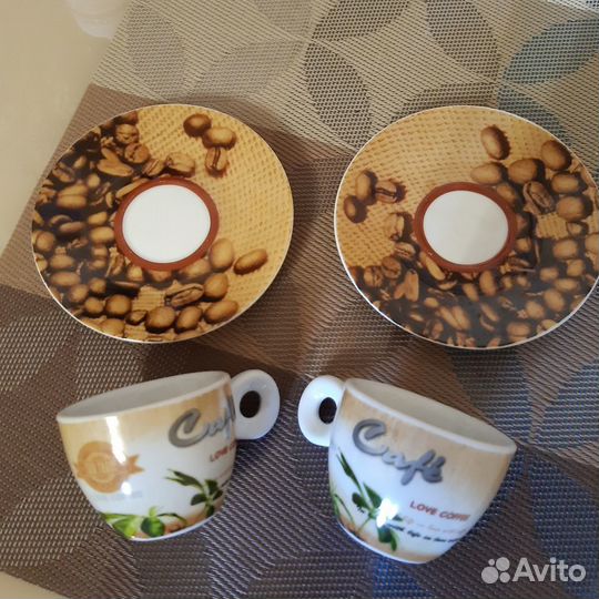 Чашки с блюдцем для кофе