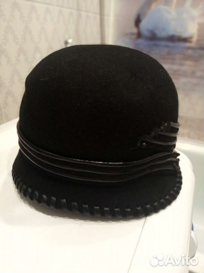 Шляпка фетровая женская