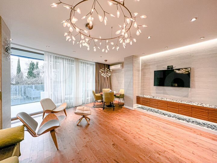 2-к. апартаменты, 76 м², 4/20 эт.