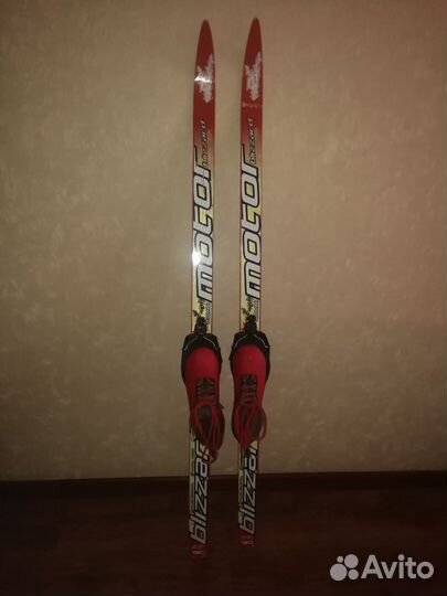 Беговые лыжи