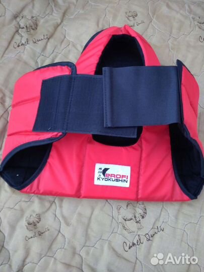 Комплект защиты для единоборств