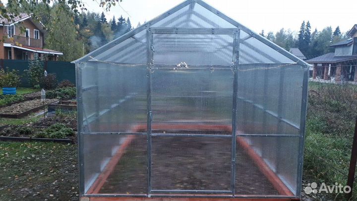 Установка и изготовление теплиц