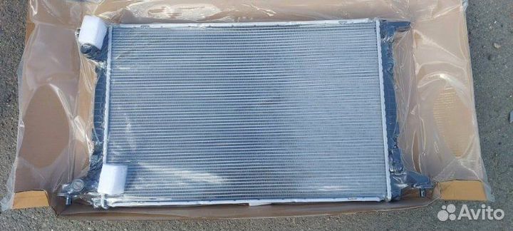 Радиатор двс Audi Audi A4 crtc 2015-2022