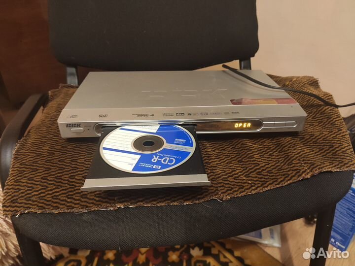 DVD плейер BBK