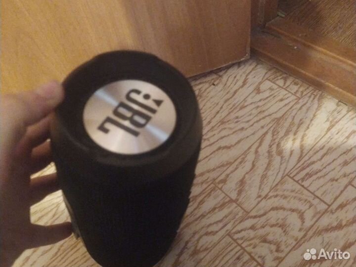 Колонка jbl charge 3