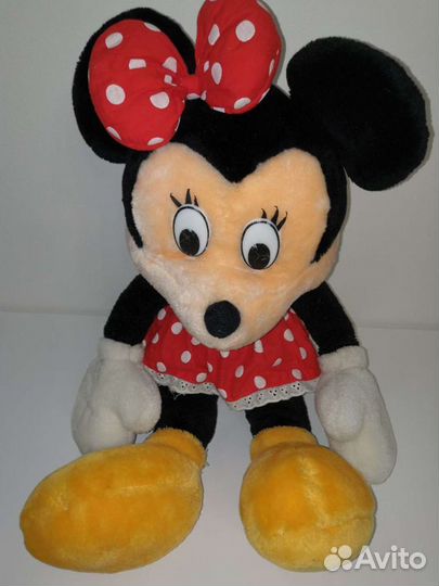 Микки маус и Пикачу