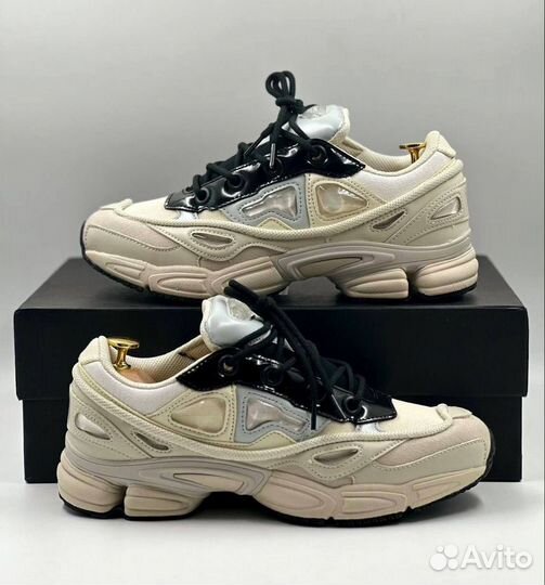 Качественные кроссовки для повседневной носки