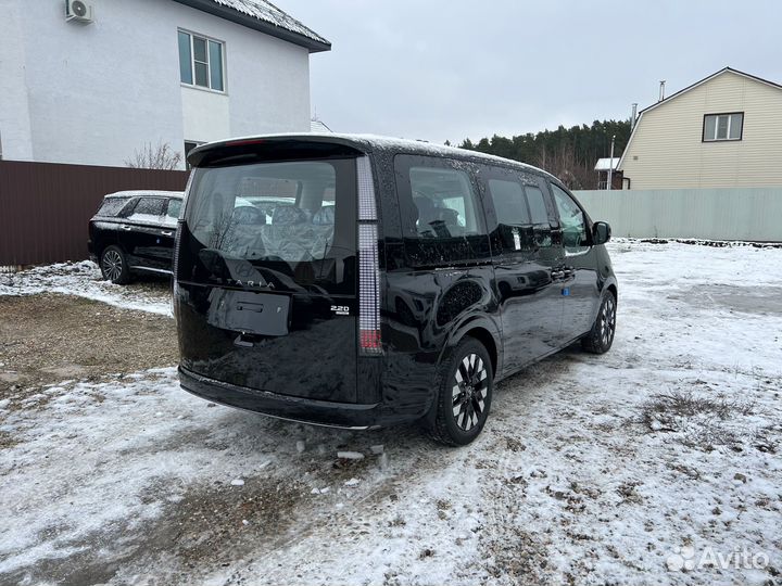 Hyundai Staria 2.2 AT, 2024, 33 км