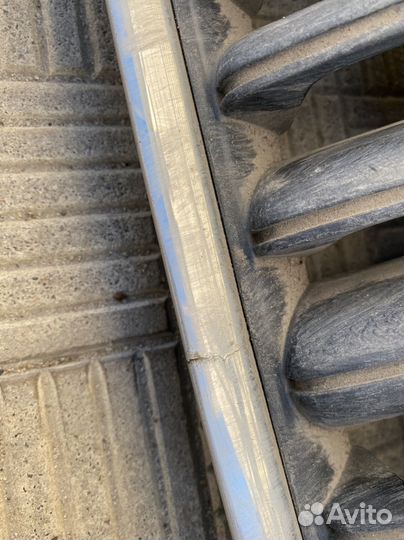 Skoda fabia 2 решетка радиатора