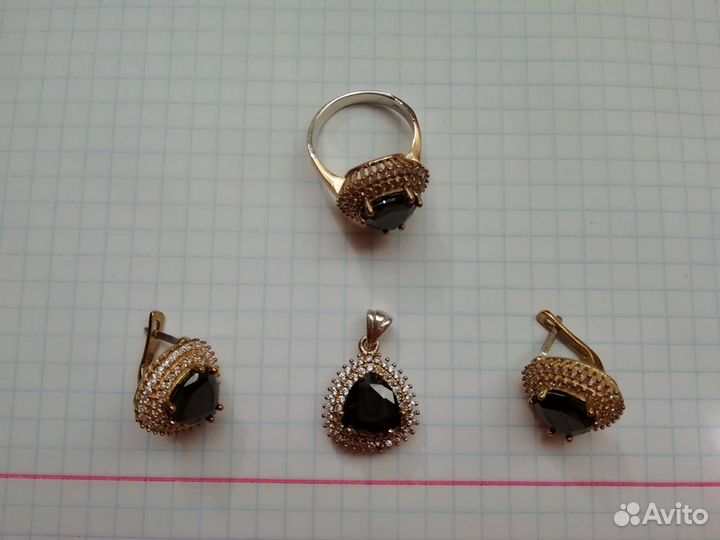 Комплект с черным ониксом