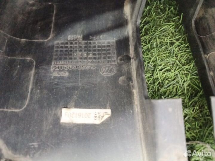 Кожух рулевой колонки Lifan Murman 820 LFB479Q