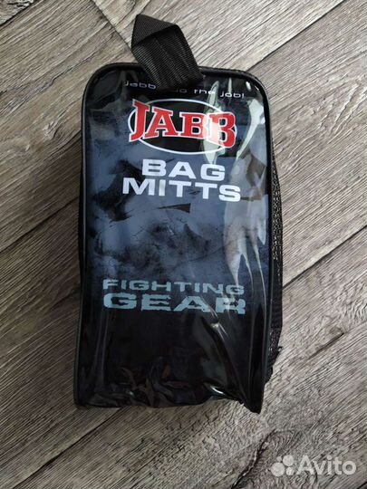 Спортивные перчатки, шингарды