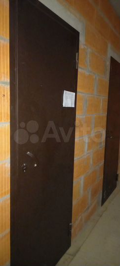 Машиноместо, 10 м²