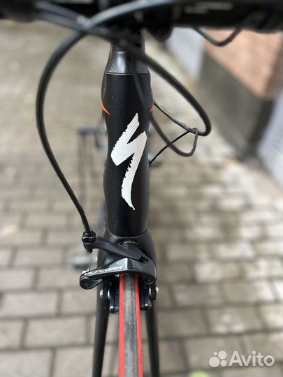 Шоссейный карбоновый велосипед Specialized