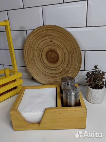 Салфетница из дерева