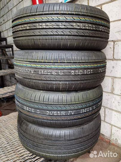Hankook Optimo H426 215/55 R17 93V