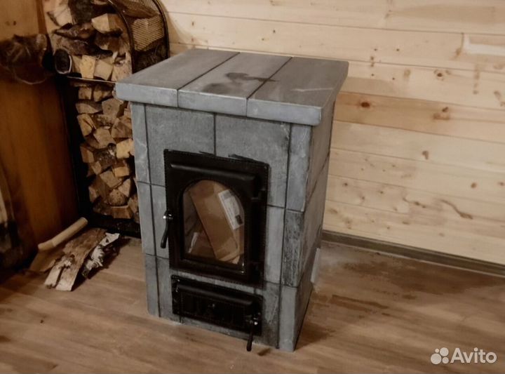 Печь камин отопительная