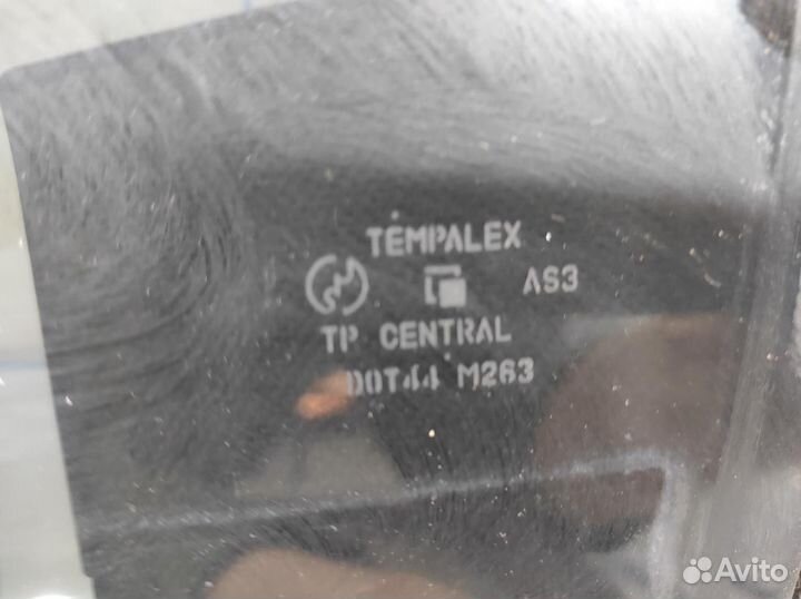 Стекло двери задней левой Infiniti FX-35 (S50) 823