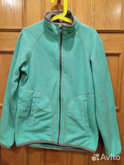 Толстовка фирмы Outventure и фирмы Oldos