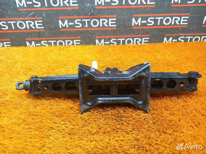 Домкрат Bmw X3 E83 N52B25A 2010