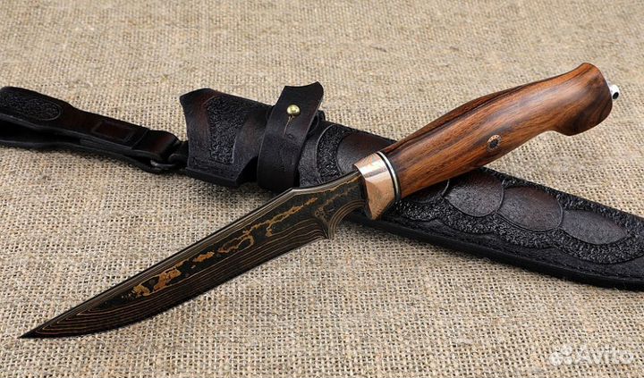 Эксклюзивный нож «Пума» из ламинированного дамаска