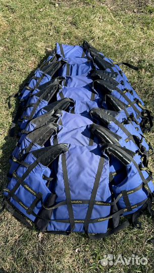 Спасательный жилет