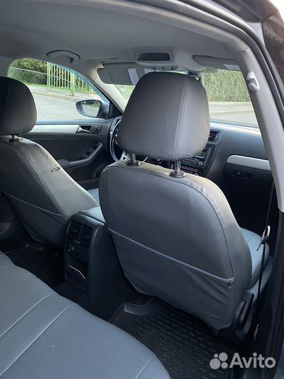 Volkswagen Jetta 1.6 AT, 2012, 295 000 км